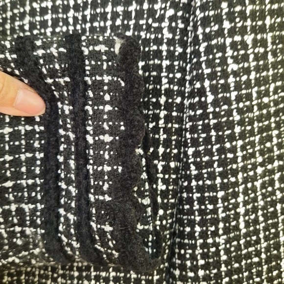 Chadwicks| Black & White Tweed Blazer Size 12 - Picture 4 of 5